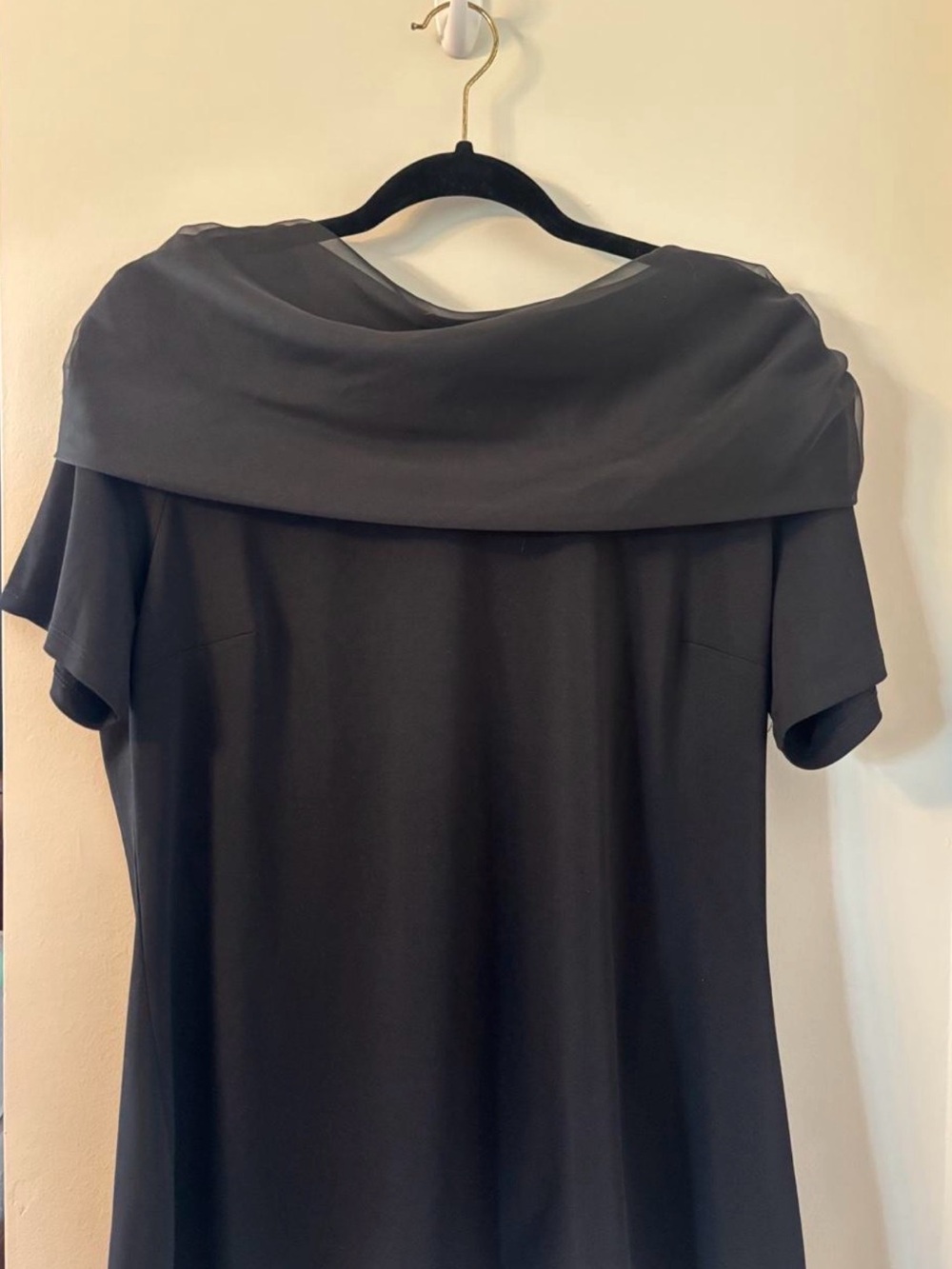 Christian Siriano Black Short-Sleeve Cowl top